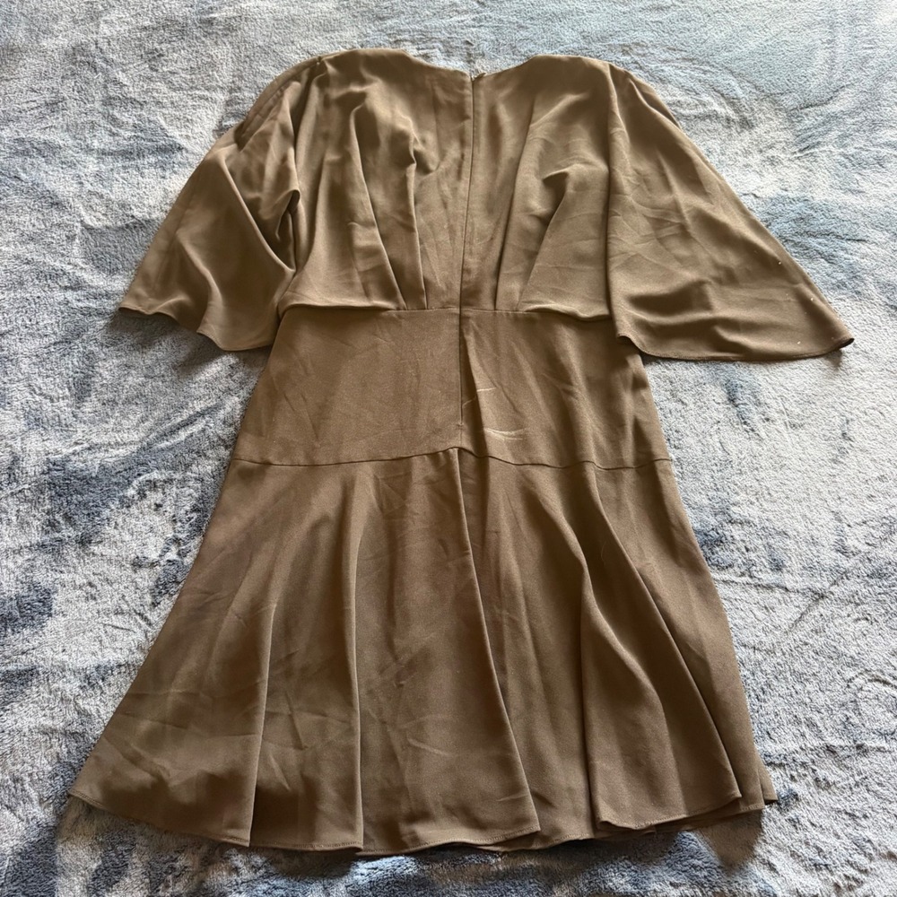 Alex Marie Black Flutter Sleeve Wrap Style Dress Gold Buckle Size 12 - E0095 - Picture 4 of 4